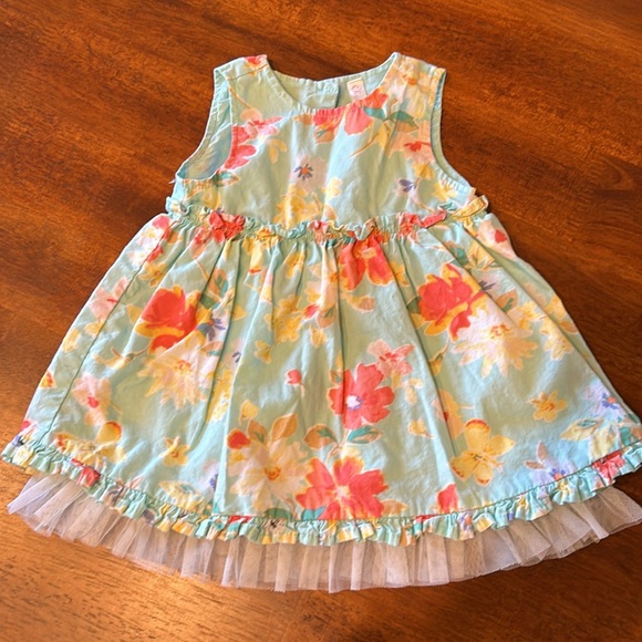 6-9 month bundle of baby girl clothes (18 pieces) - Picture 2 of 9